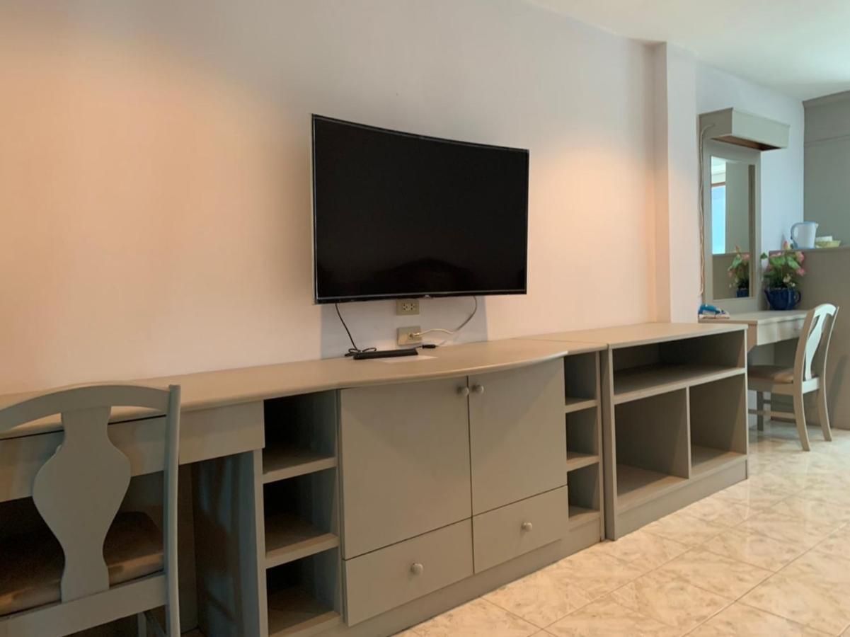 Blue Garden Resort Pattaya Джомтиен Бийч Екстериор снимка