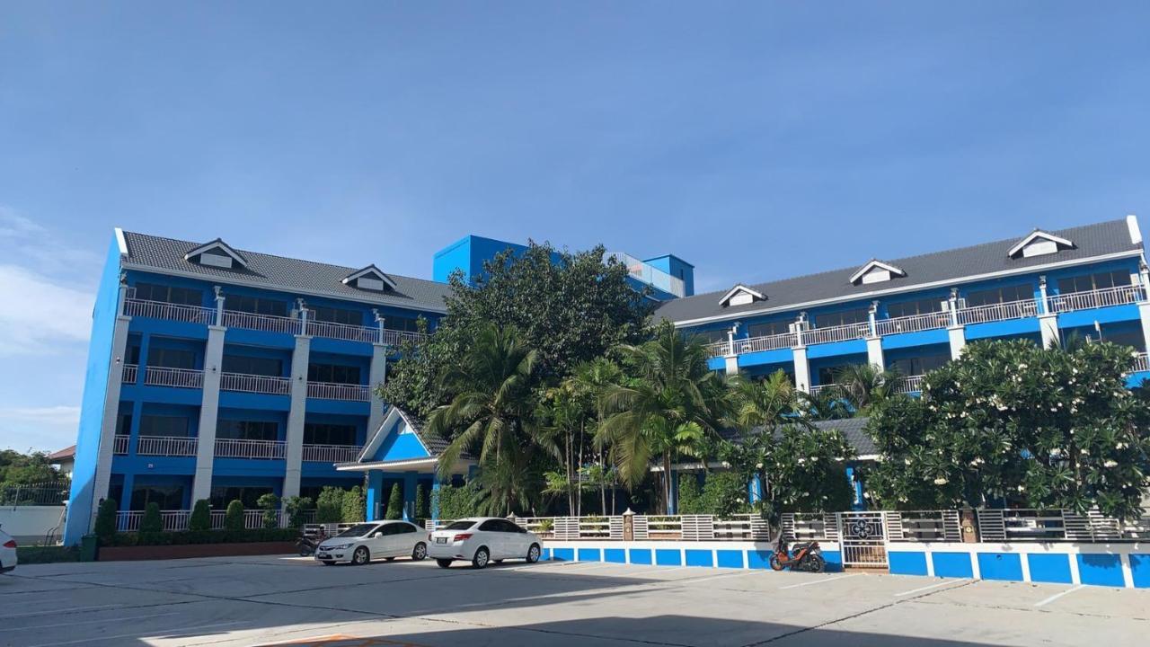 Blue Garden Resort Pattaya Джомтиен Бийч Екстериор снимка