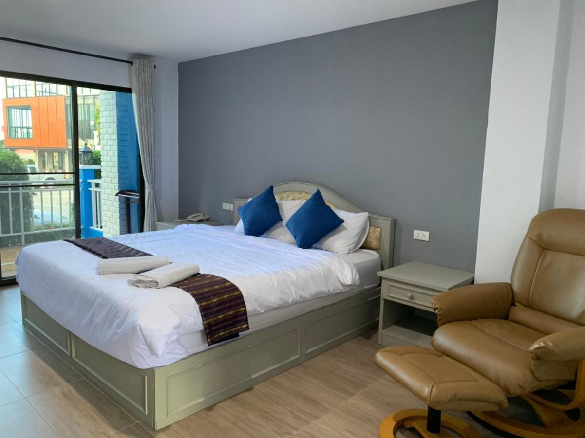 Blue Garden Resort Pattaya Джомтиен Бийч Екстериор снимка