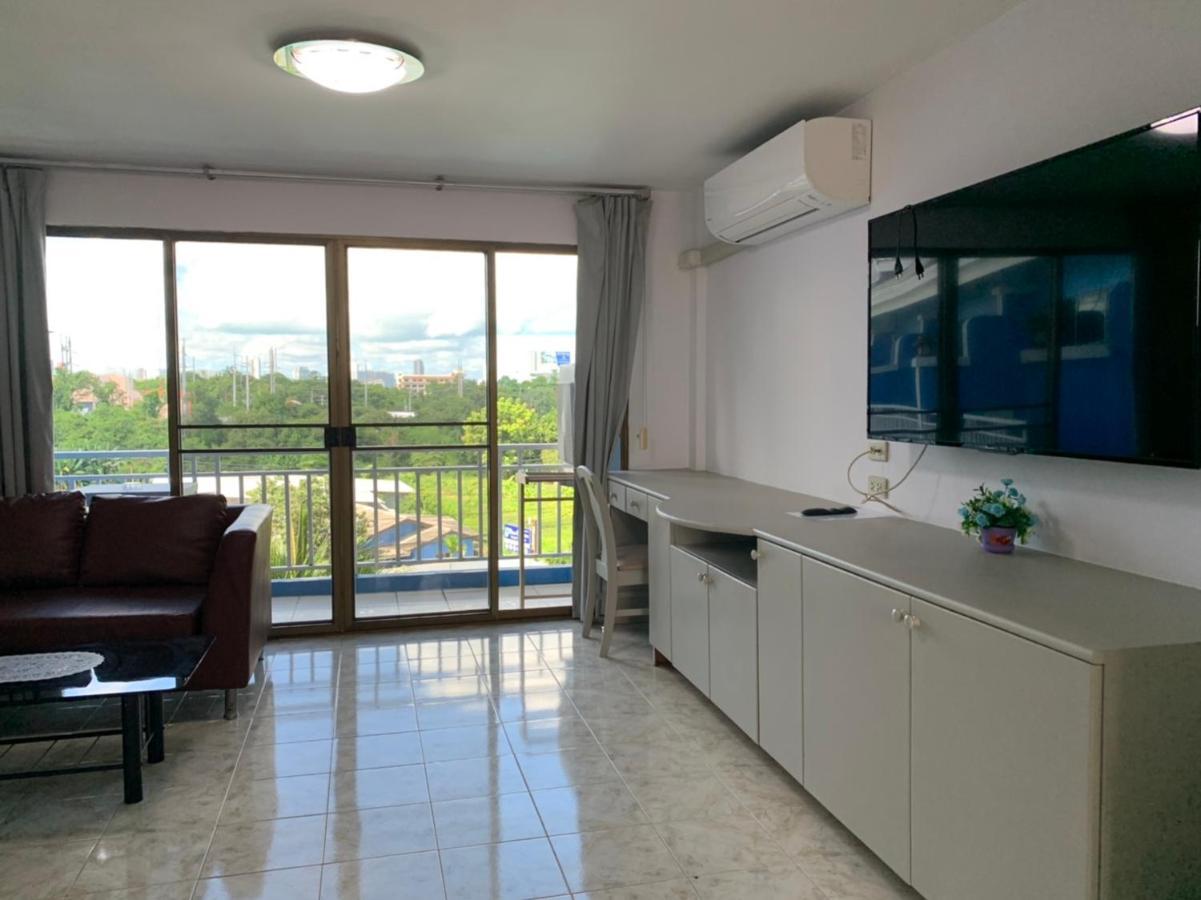Blue Garden Resort Pattaya Джомтиен Бийч Екстериор снимка