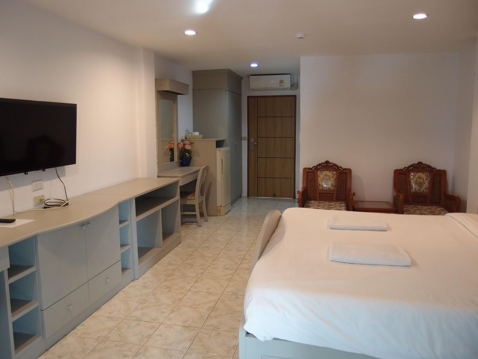 Blue Garden Resort Pattaya Джомтиен Бийч Екстериор снимка