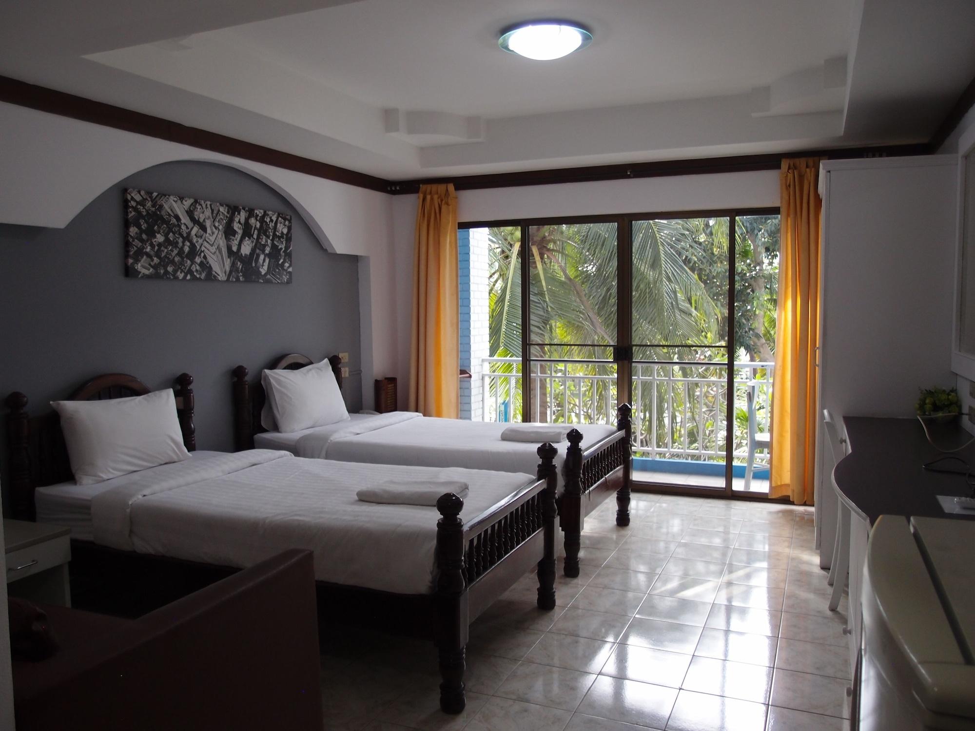 Blue Garden Resort Pattaya Джомтиен Бийч Екстериор снимка