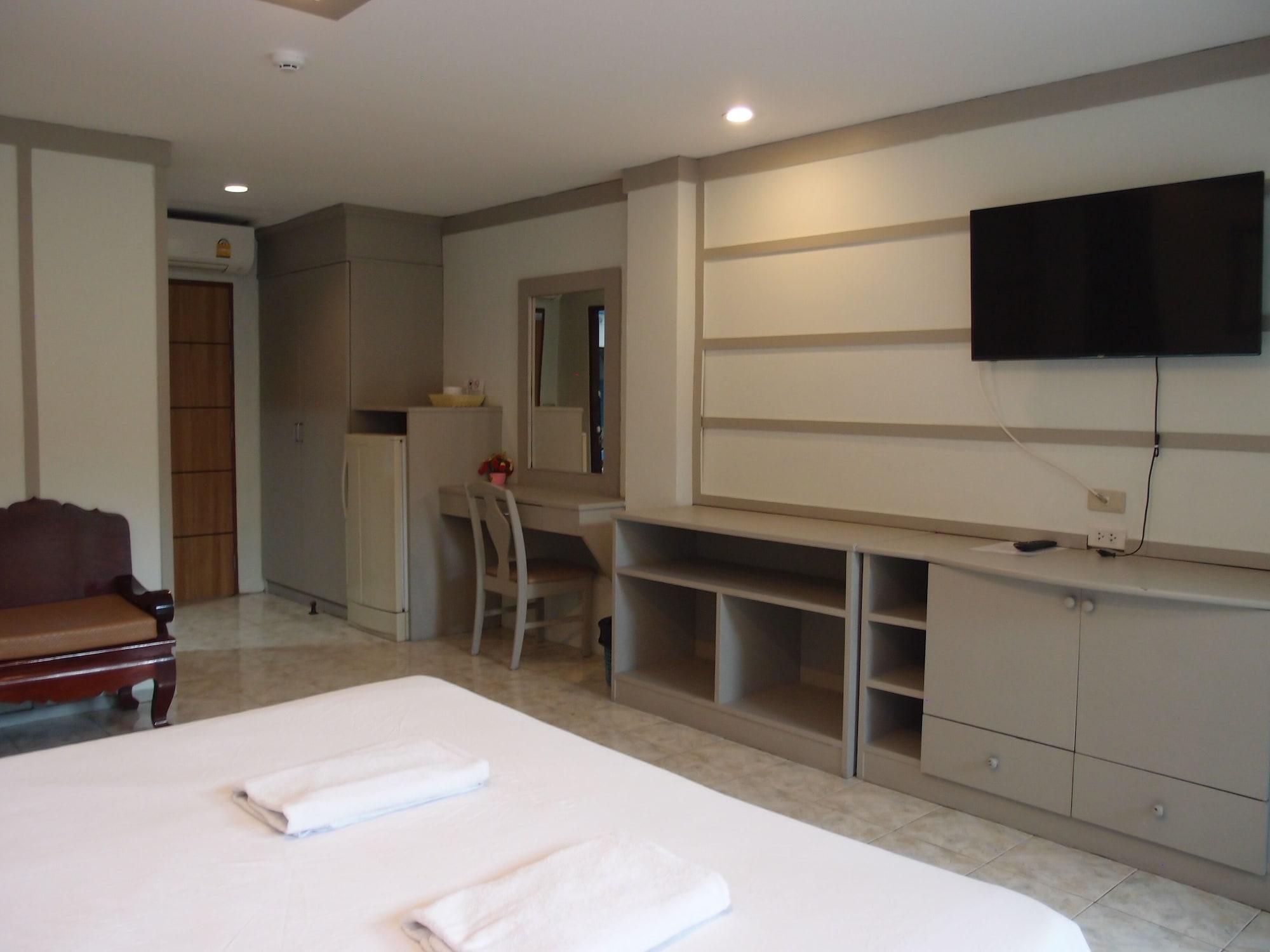 Blue Garden Resort Pattaya Джомтиен Бийч Екстериор снимка