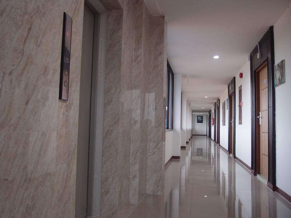 Blue Garden Resort Pattaya Джомтиен Бийч Екстериор снимка