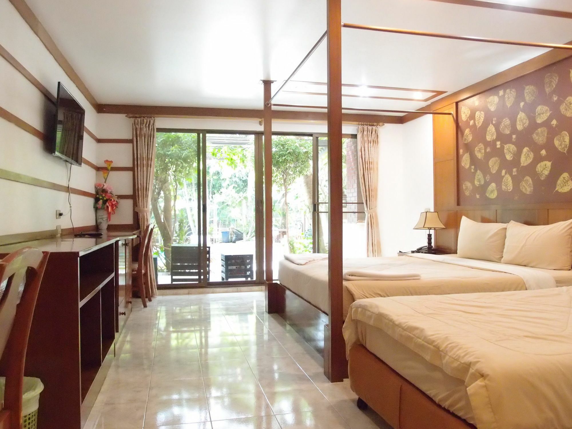 Blue Garden Resort Pattaya Джомтиен Бийч Екстериор снимка